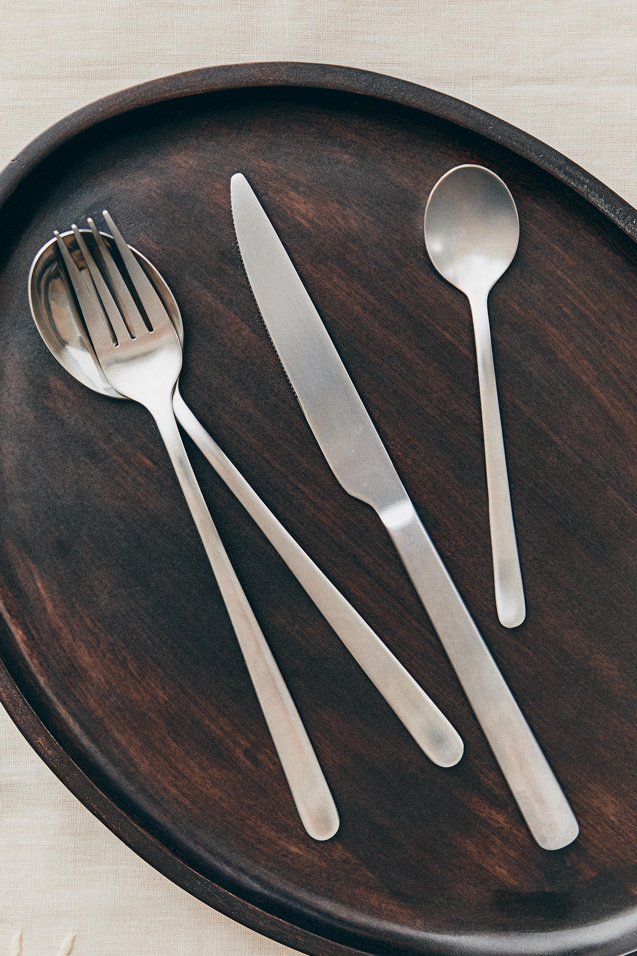 4-PIECE MATTE STEEL FLATWARE SET